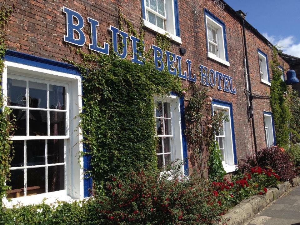 Blue Bell Hotel 贝尔福德 外观 照片
